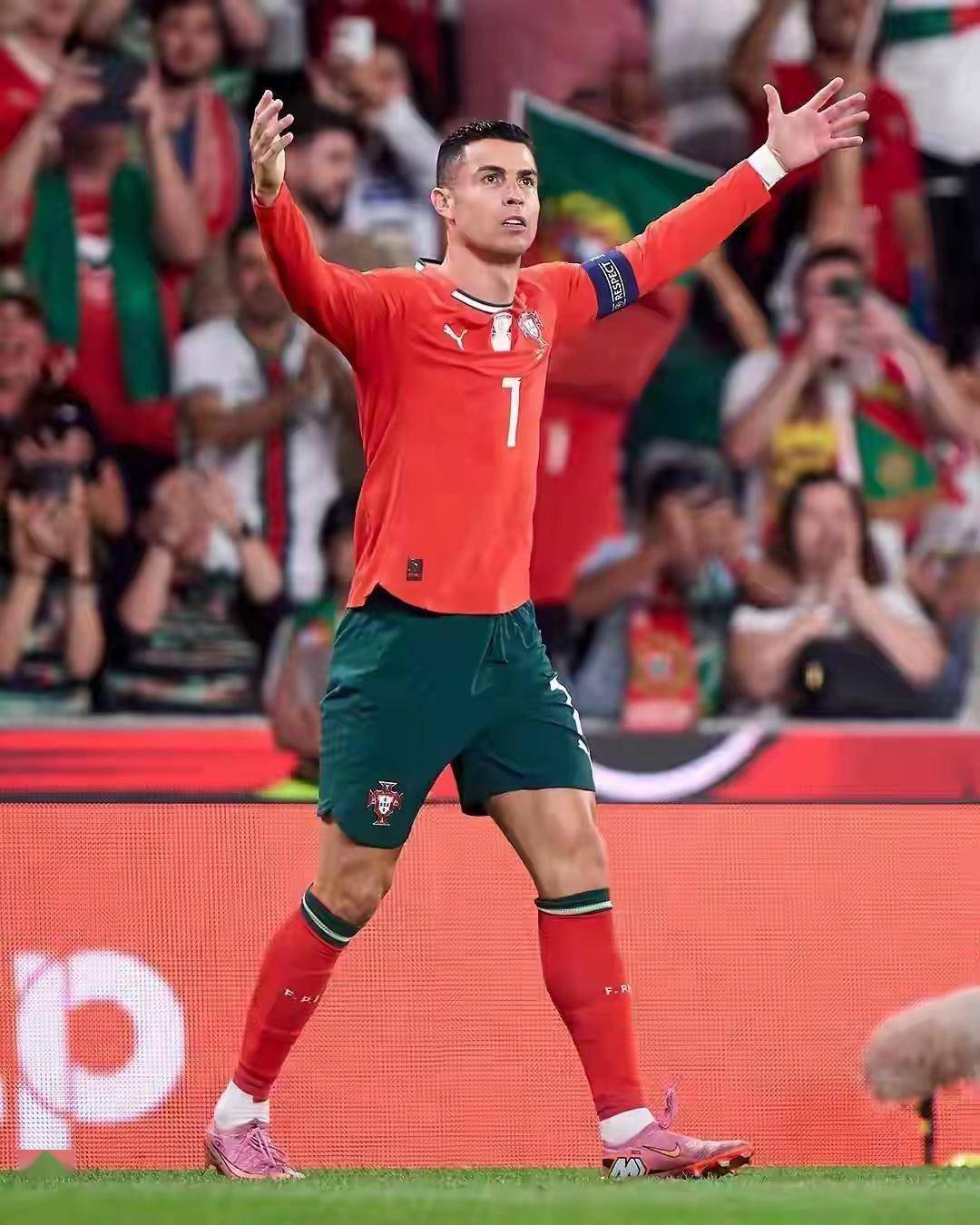 NBA季后赛冲刺阶段走向成谜；AC米兰伤情更新；信心回归；临场指挥获称赞的简单介绍